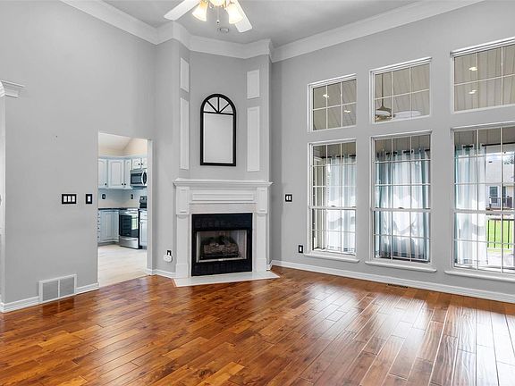 4th image of 1740 Sherwood Dr