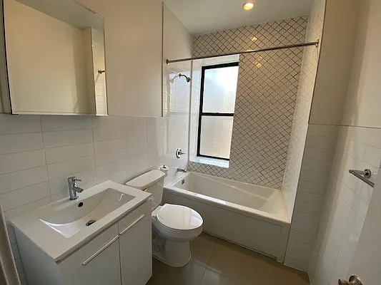 Rented by Mdays Realty | media 14
