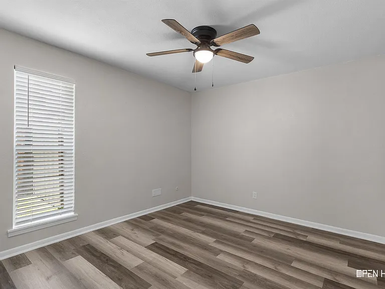 4916 Big Bend Dr — Photo 22