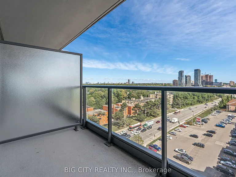36 Brentcliffe Rd #811 — Photo 16