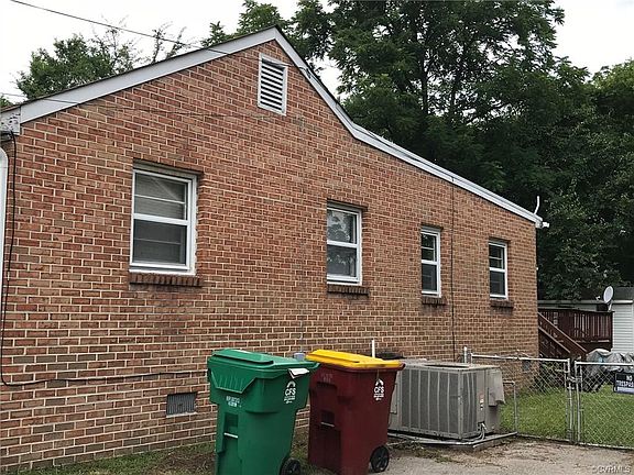 4th image of 325 Saint Luke St
