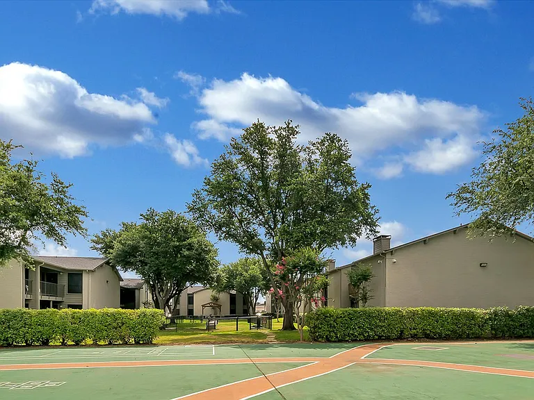 The Woodlands of Arlington — Photo 8