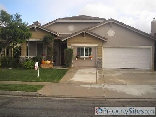 1st image of 494 Knollwood Dr