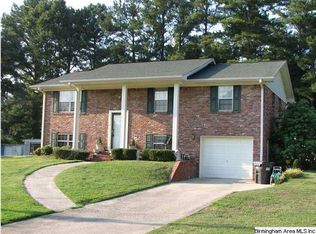 407 View Dr, Warrior, AL 35180