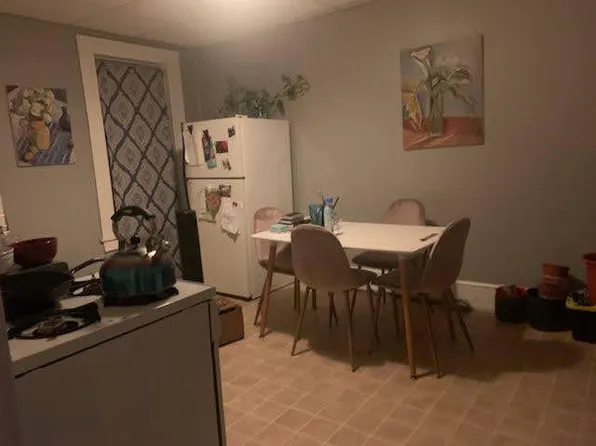 32 Bridge St #8, South Hadley, MA 01075