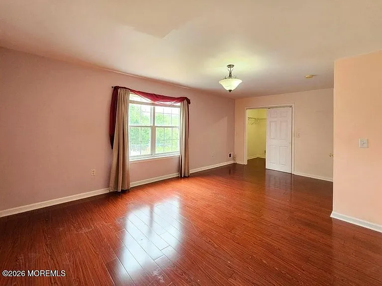 50 E Sedgwick St — Photo 10