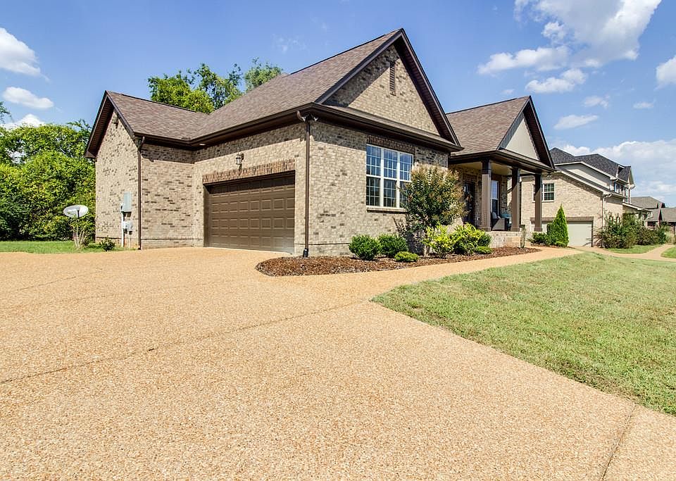 1st image of 2028 Audubon Ln