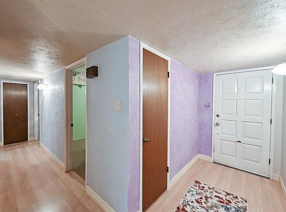 4th image of 2603 Crestmoor Ct