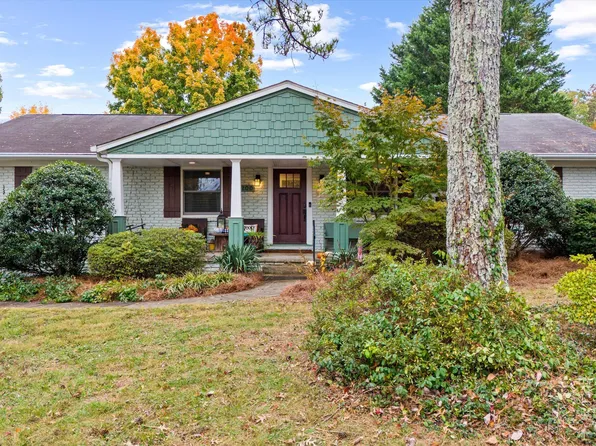 200 Essex Dr, Knoxville, TN 37922