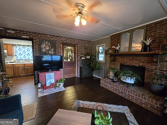 4th image of 190 Red Oak Rd