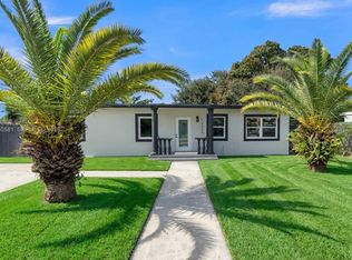 16000 NW 21st Ave, Miami Gardens, FL 33054
