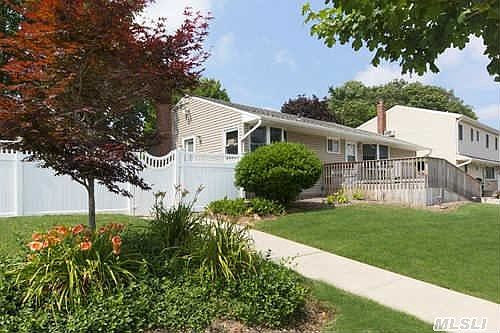 2nd image of 16 Crescent Dr