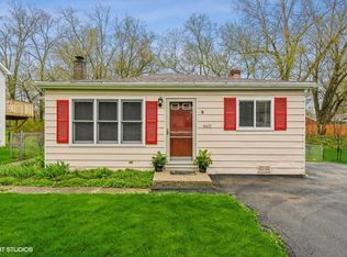 6415 W Rawson Bridge Rd, Cary, IL 60013