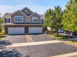 2876 Church Rd, Aurora, IL 60502