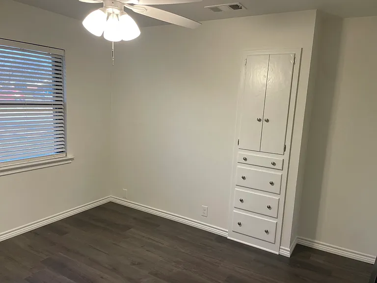 1045 Custer Rd — Photo 36