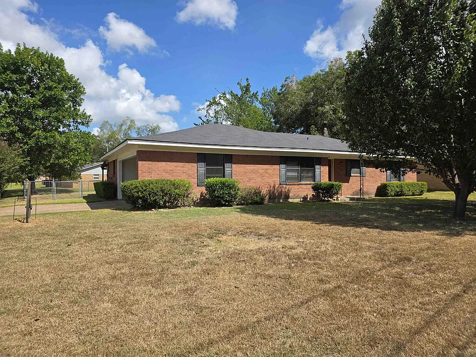 2322 Kaynell Dr