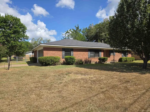 2322 Kaynell Dr, Henderson, TX 75654