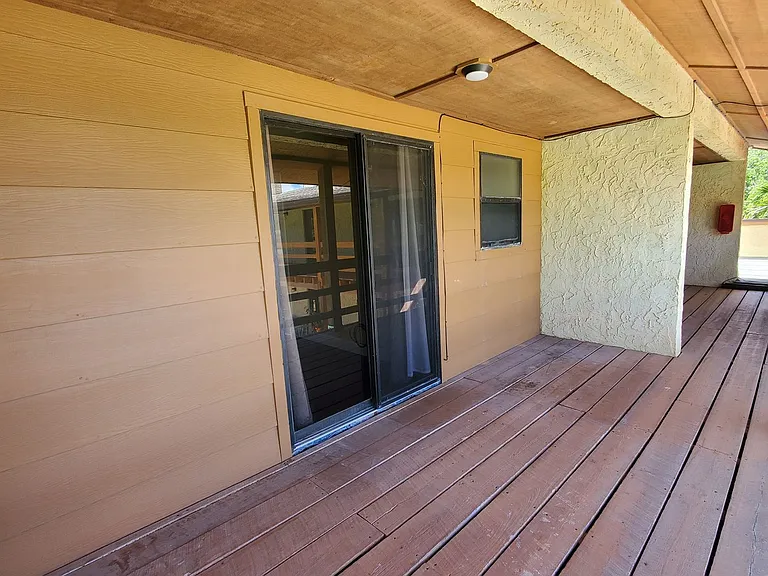 206 Pierce Ave — Photo 10