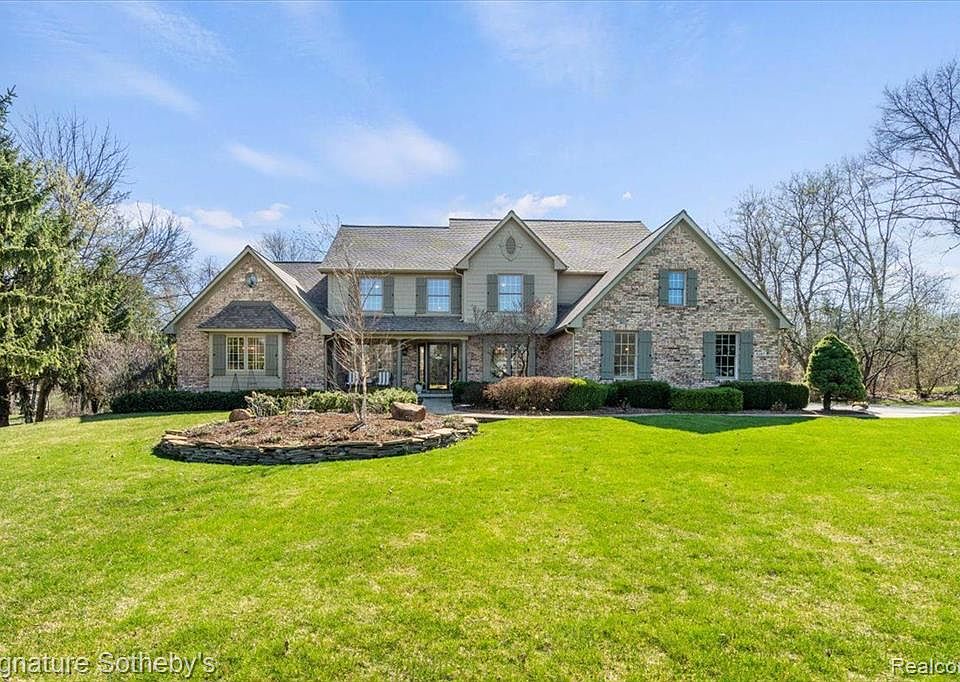 5187 Timber Bend Dr, Brighton, MI 48116 Zillow