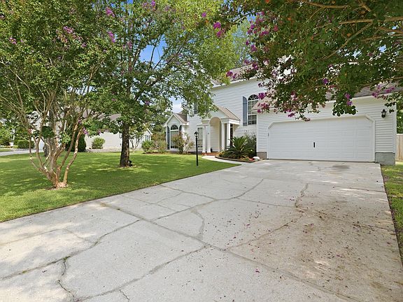 3rd image of 108 Millburgh Ln
