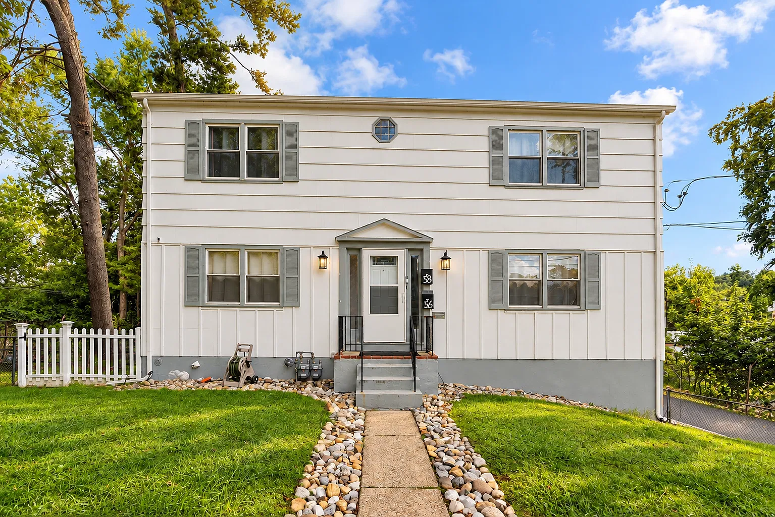 2 bed, $2,750 — Photo 1