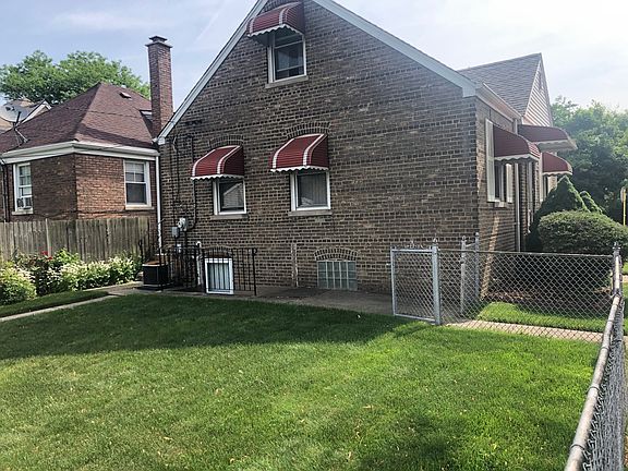 4th image of 10958 S Avenue C