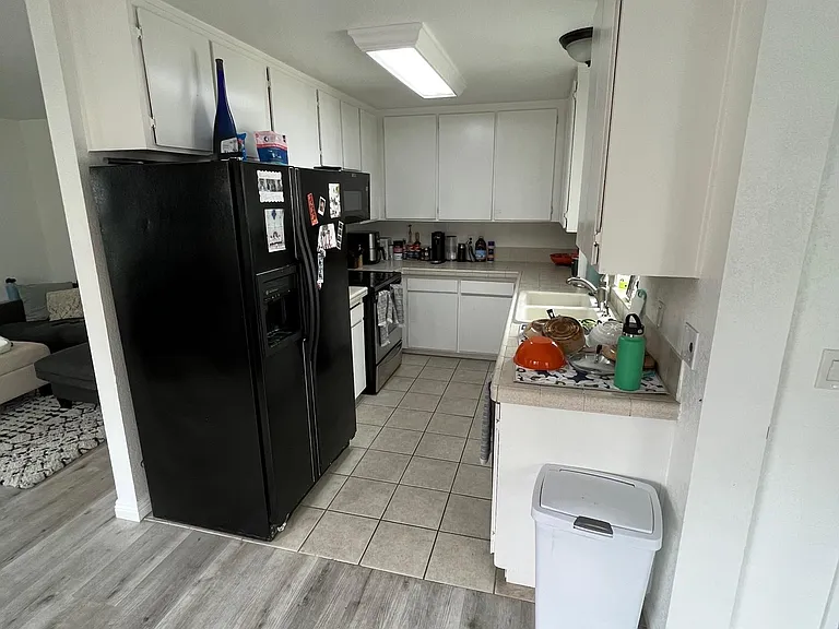 3973 Honeycutt St #B — Photo 11