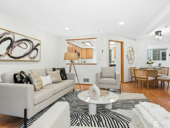 4th image of 726 N 94th Street #B