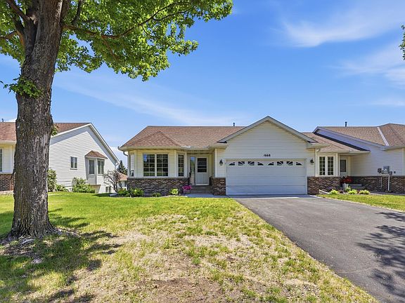 4th image of 1668 Mackubin St