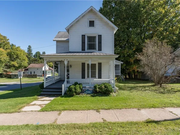 53 Bridge St, Carthage, NY 13619