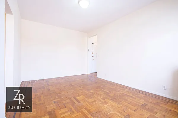 Rented by Zuz Realty | media 5