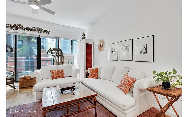 Rented by Douglas Elliman | media 22