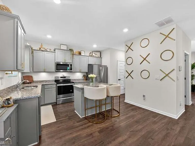 1253 Richmond Ct SE — Photo 10