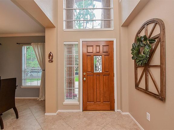 4th image of 2322 Madewood Dr