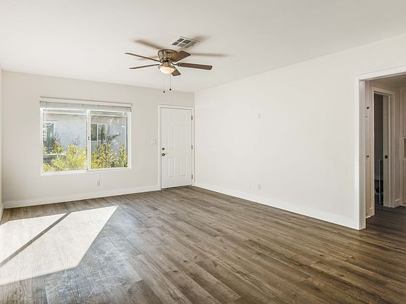 5th image of 21009 Wood Ave #B