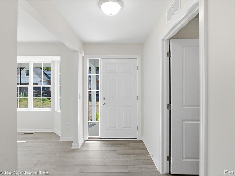 817 Nelsons Ridge Dr, photo 2