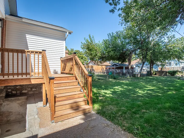 5339 Robert Ave — Photo 17