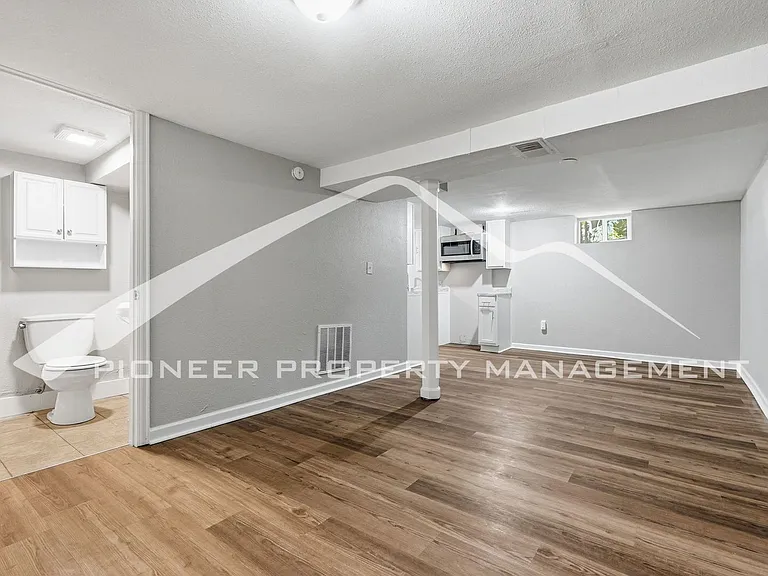 44 Julian St — Photo 15