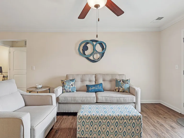 Nicholas Place Apartments — Photo 66