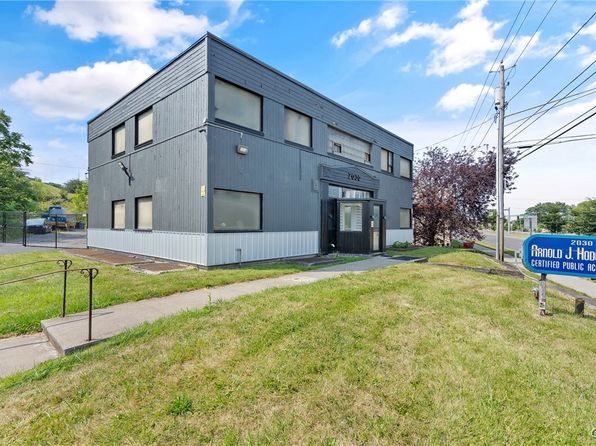 2030 Erie Blvd E