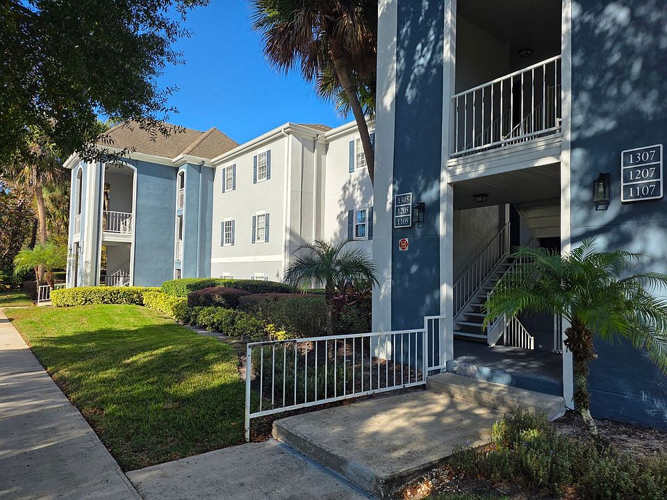 1st image of 1105 Clubside Dr