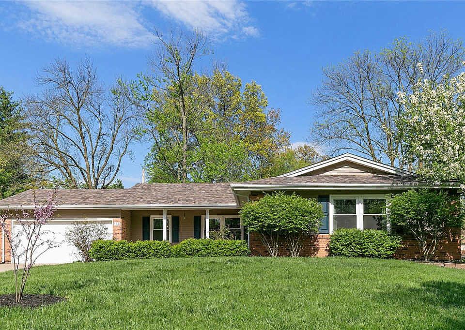 1st image of 140 Wild Oak Ct