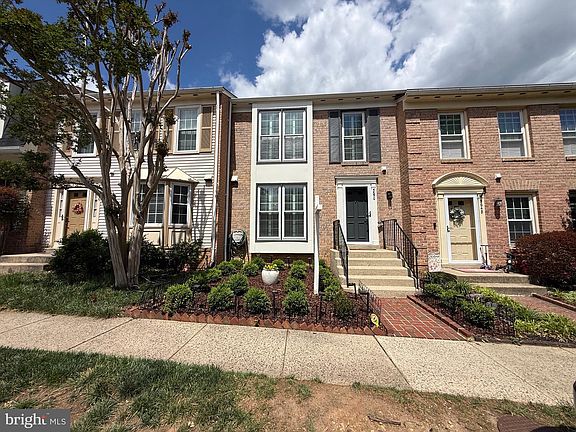 2nd image of 5650 Ridge View Dr