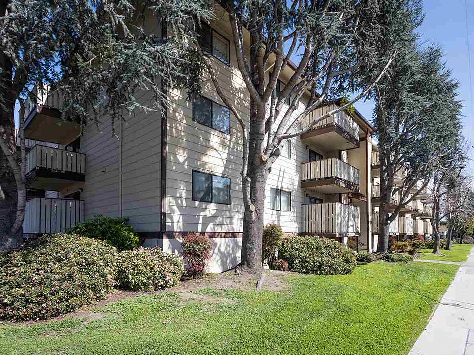1st image of 29300 Dixon St APT 304