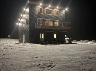 212 Hawk Dr, Wapiti, WY 82450