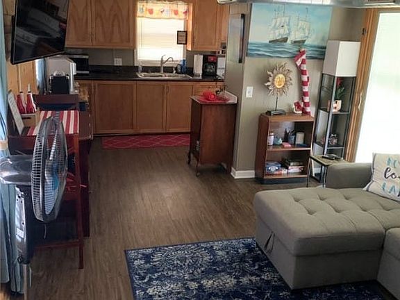 3rd image of 149 Betlo Park Ln