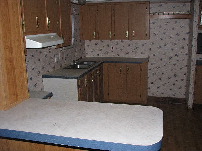 2nd image of 2901 Summit Dr W