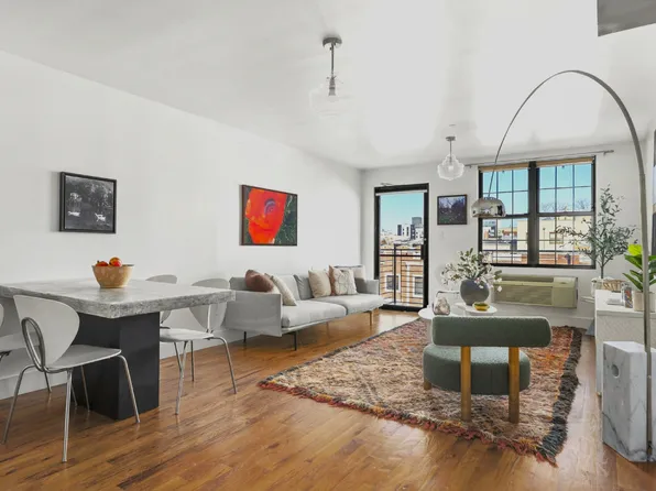 120 Pulaski Street image 1 of 12