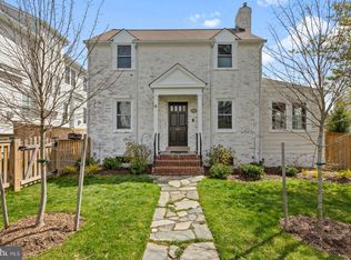 2027 N Utah St, Arlington, VA 22207