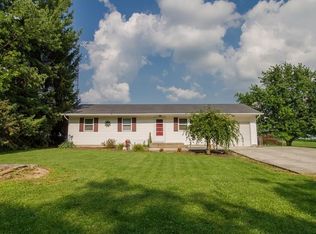 4571 Clark Station Rd, Greenville, OH 45331